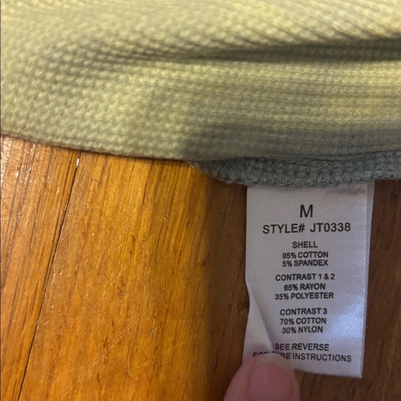 Oli & Hali Green Patterned Top - Picture 6 of 6